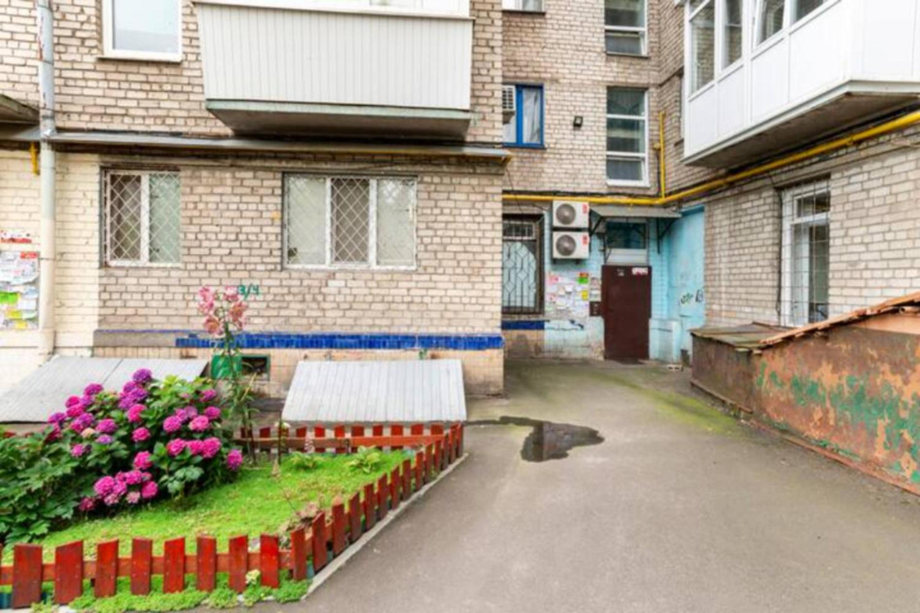 Затишна 2К Квартира З Усім Необхідним Для Життя Поряд З Метро Дарниця Kyiv Exterior photo